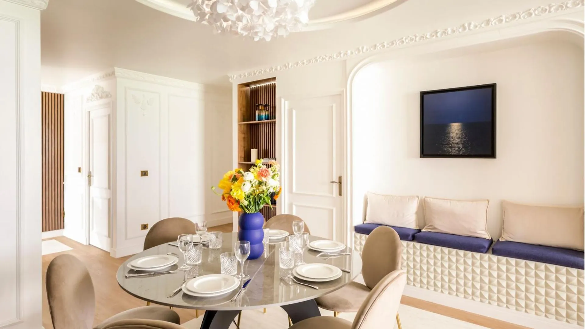 Merveil - Luxury Suite - Marais - Lenoir II Paris Apartment